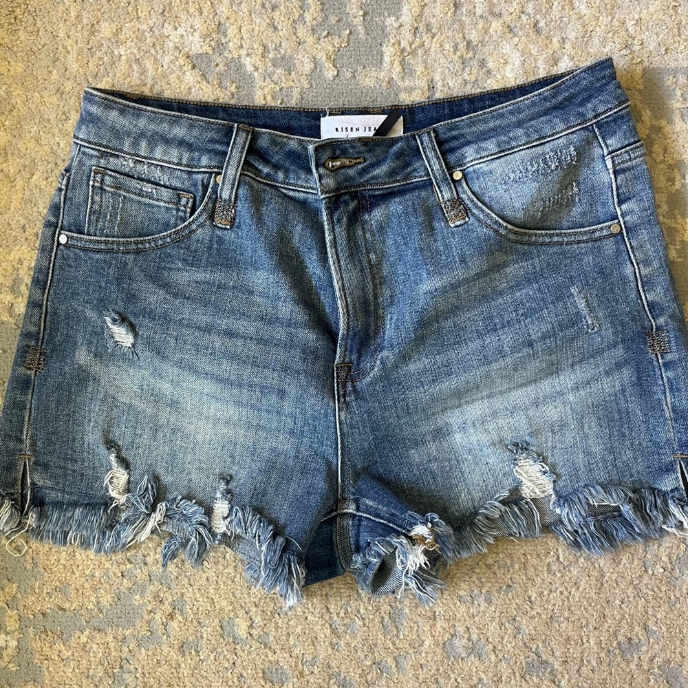 Risen Denim Shorts size 9/29 - Picture 6 of 7